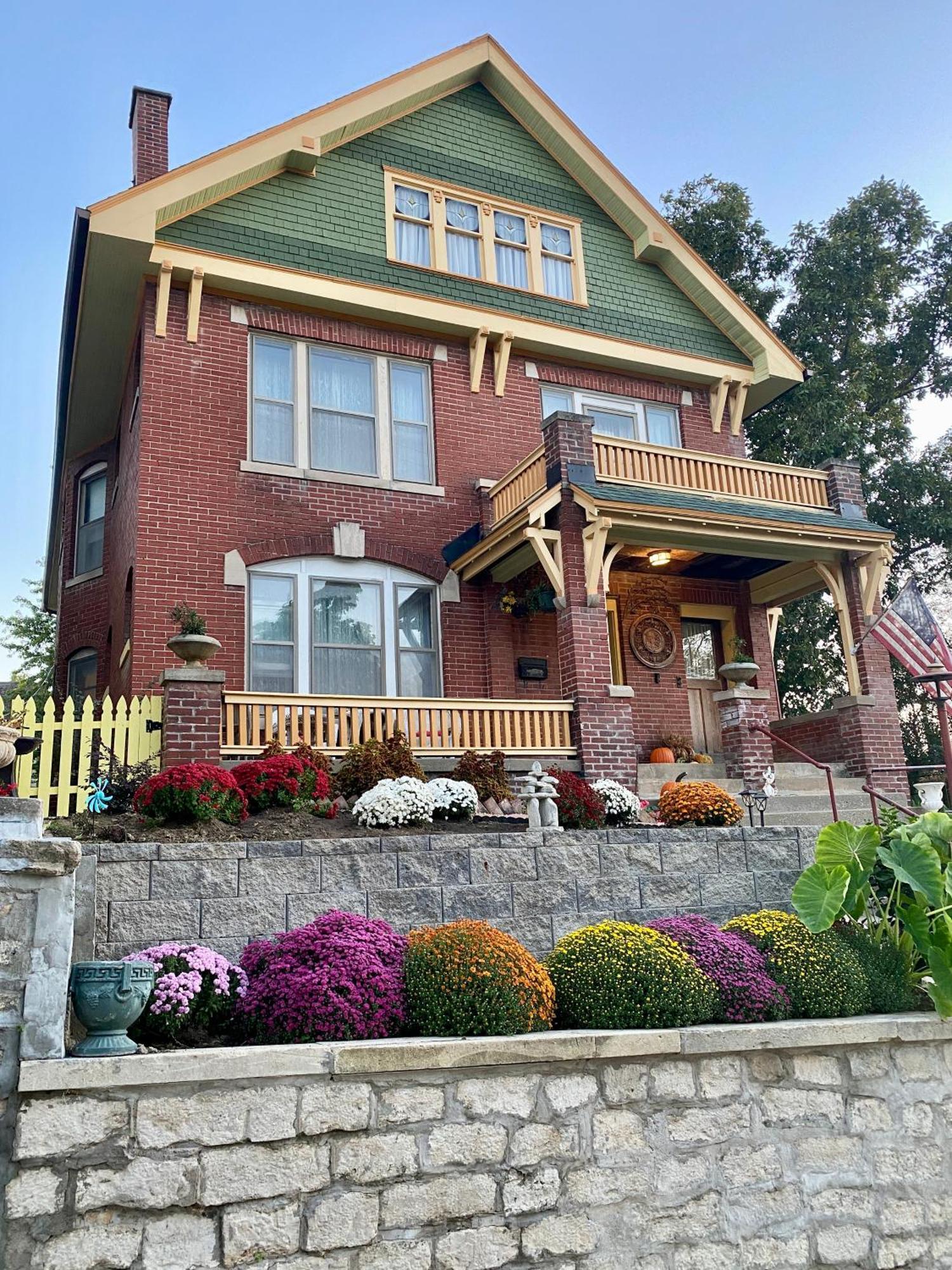 The Edmond An 1887 Arts & Crafts Gem St. Joseph Exterior foto